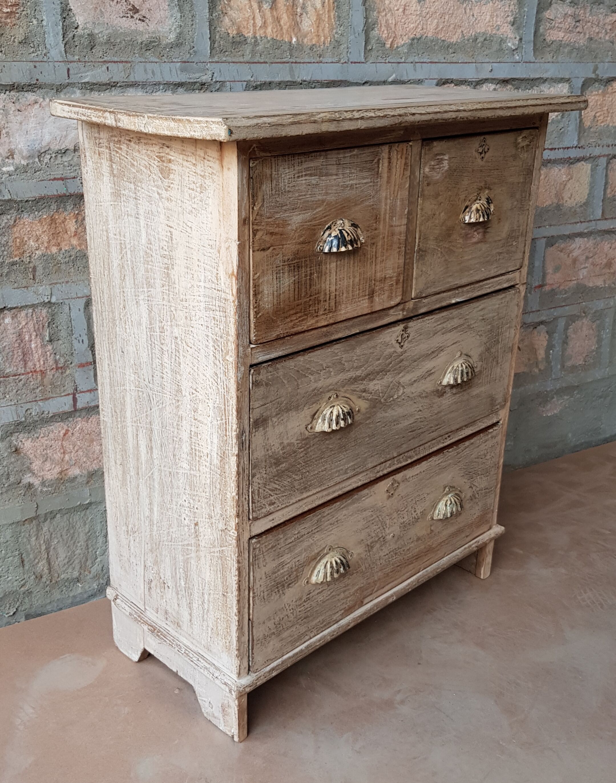 Commode 4 tiroirs en teck birman cérusé blanc