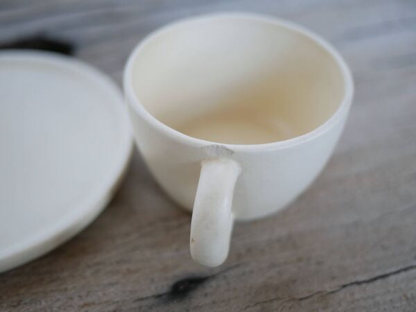 Série de 7 tasses et sous-tasses vintage en céramique par Le Pot de Terre