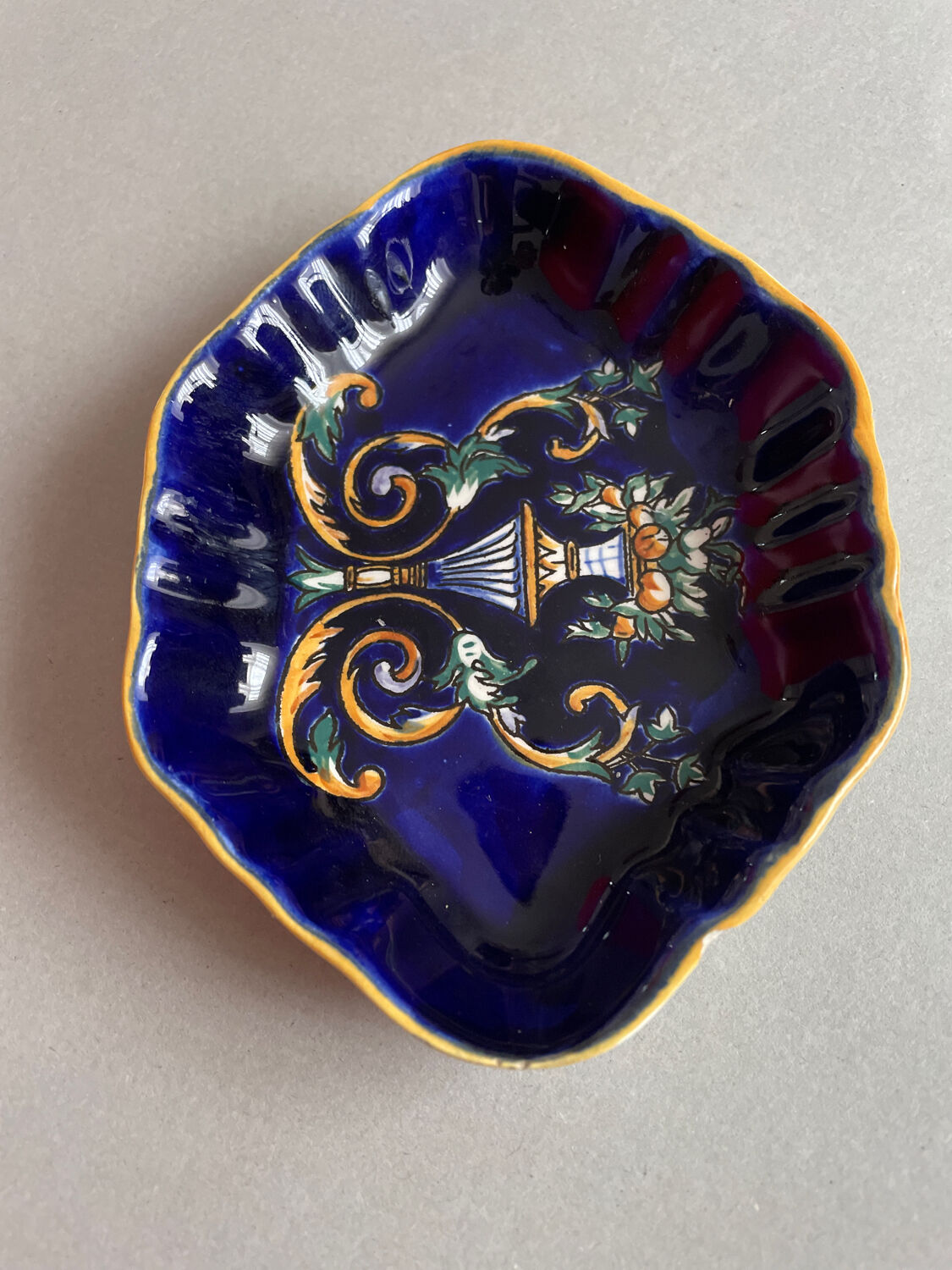 Italian Renaissance Gien Cup