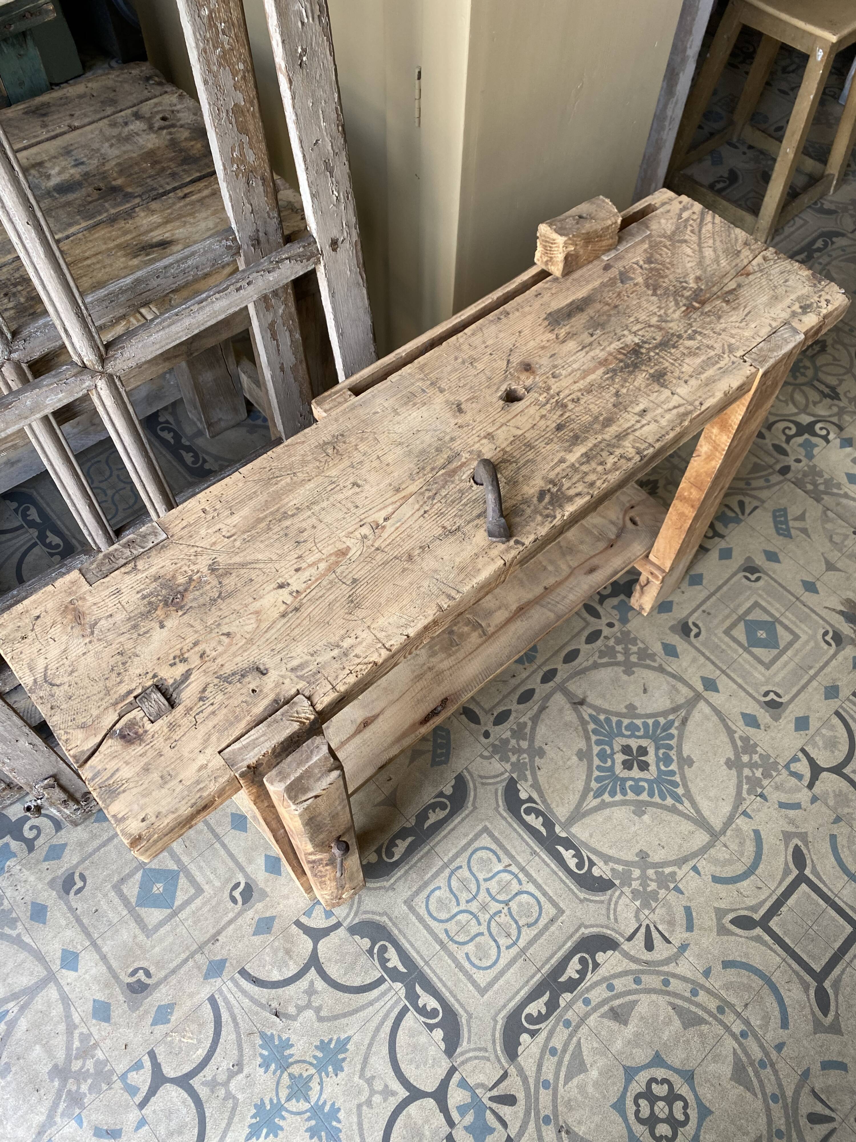 Carpenter's workbench