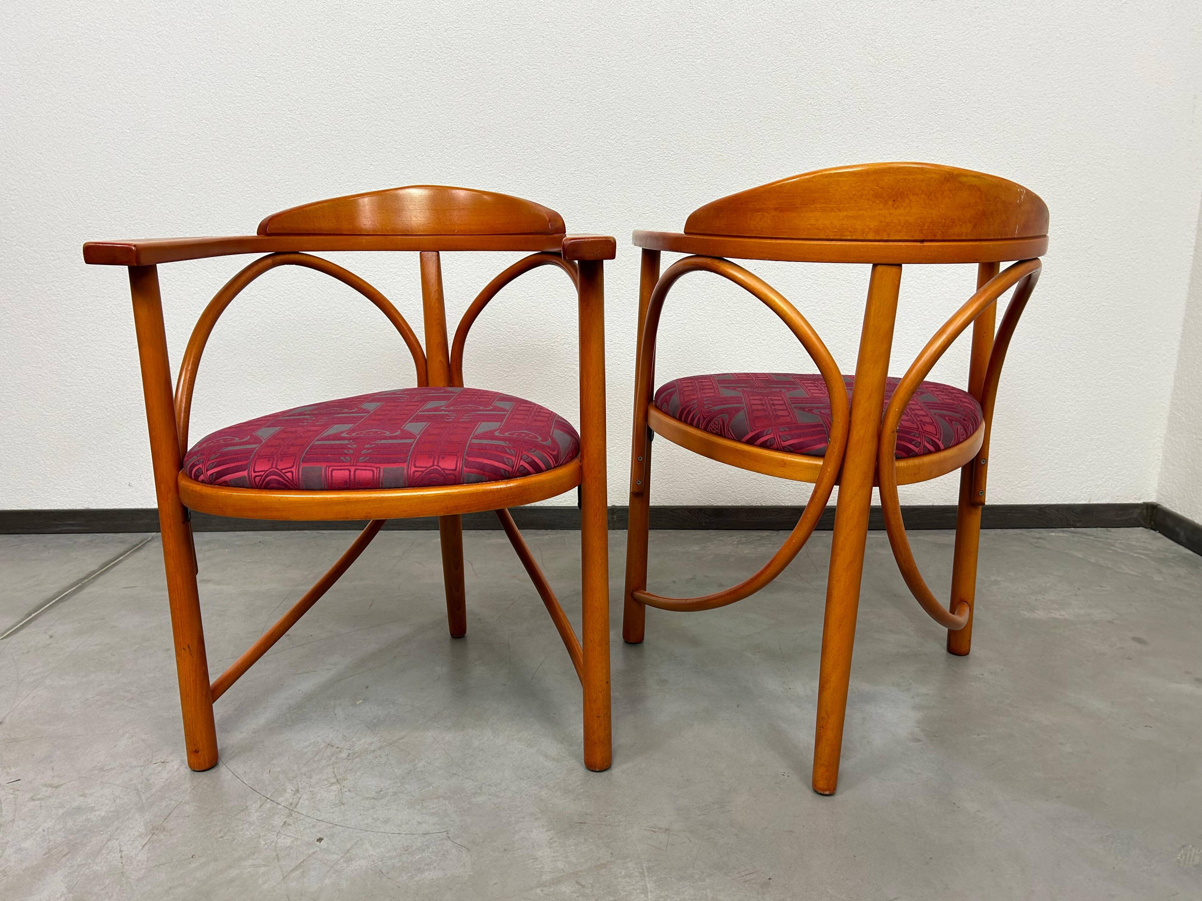 Tripod chairs Secession No. 81 by Thonet