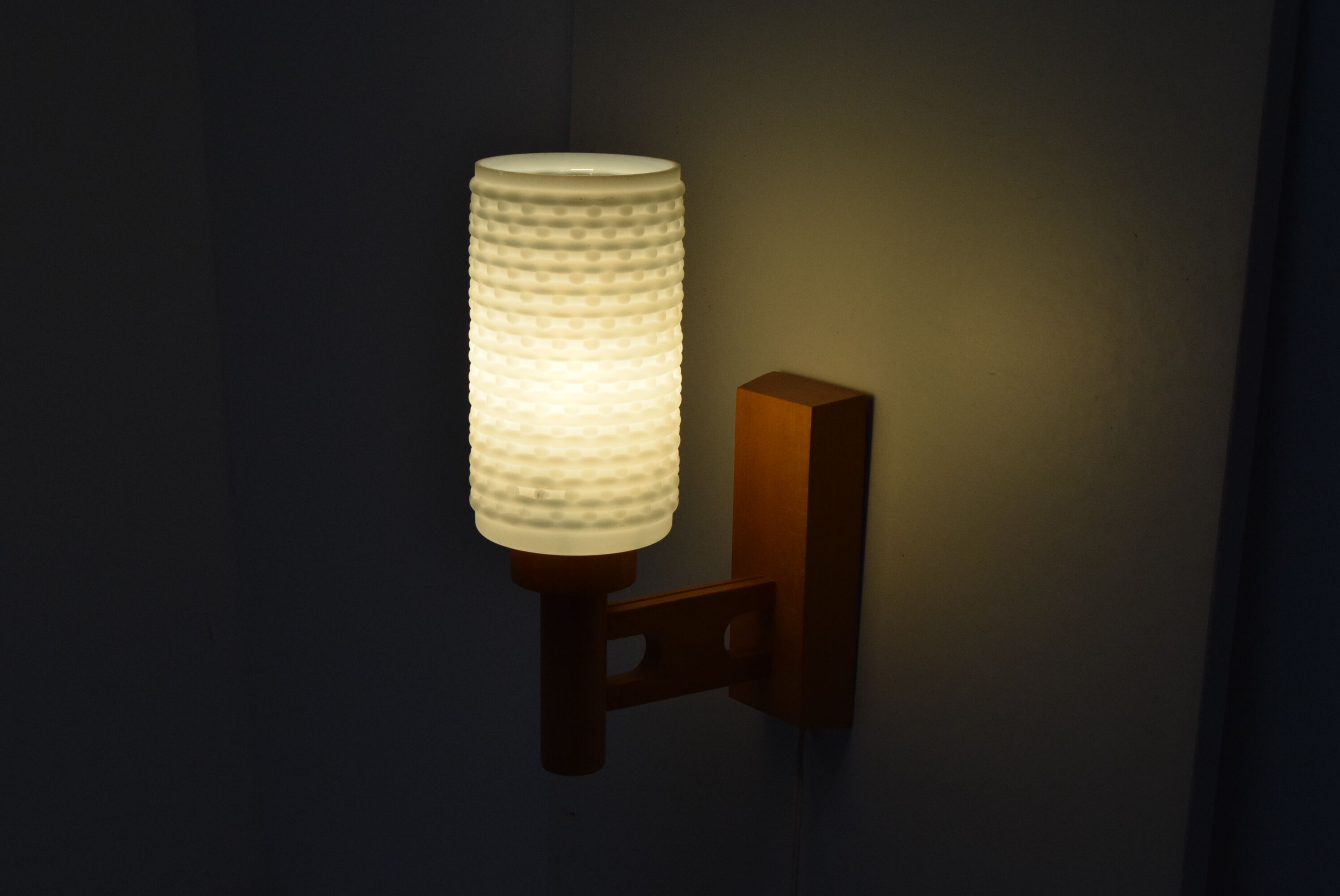 Wall lamp by Drevo  Humpolec,1960