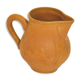 Milk stoneware pot