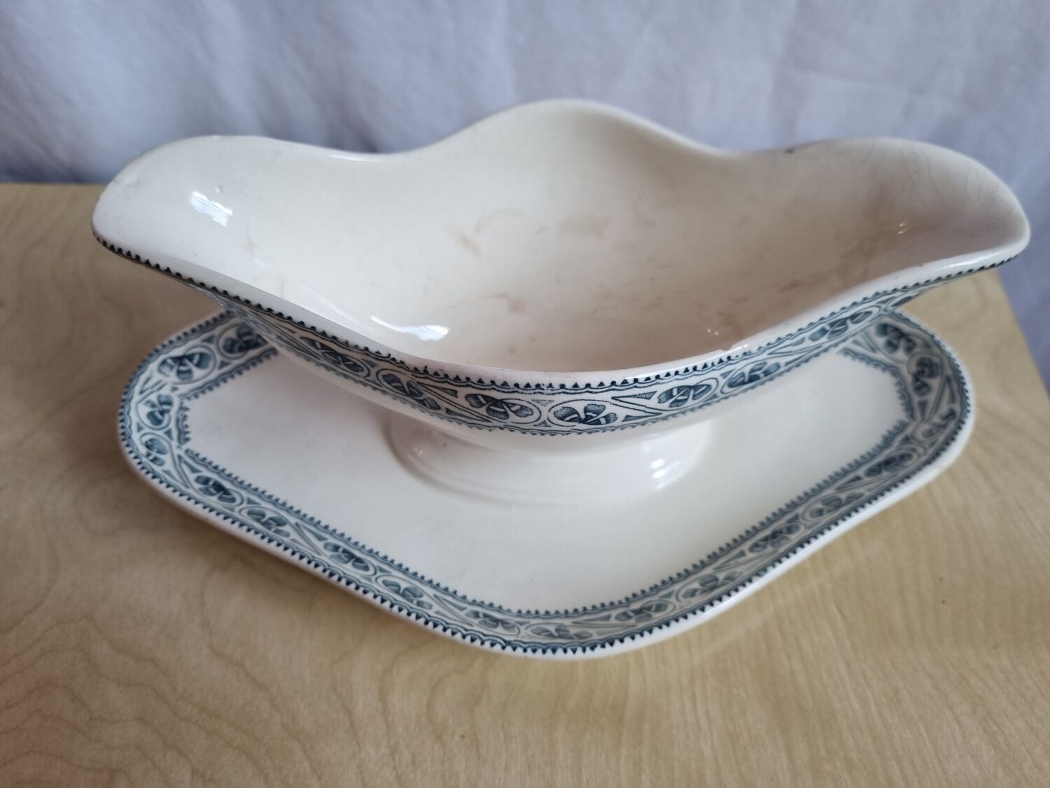 Saucière Boulenger, Terre de fer, Champigny