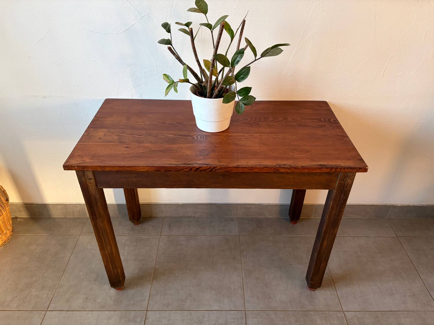 Charming vintage farmhouse table (small size)