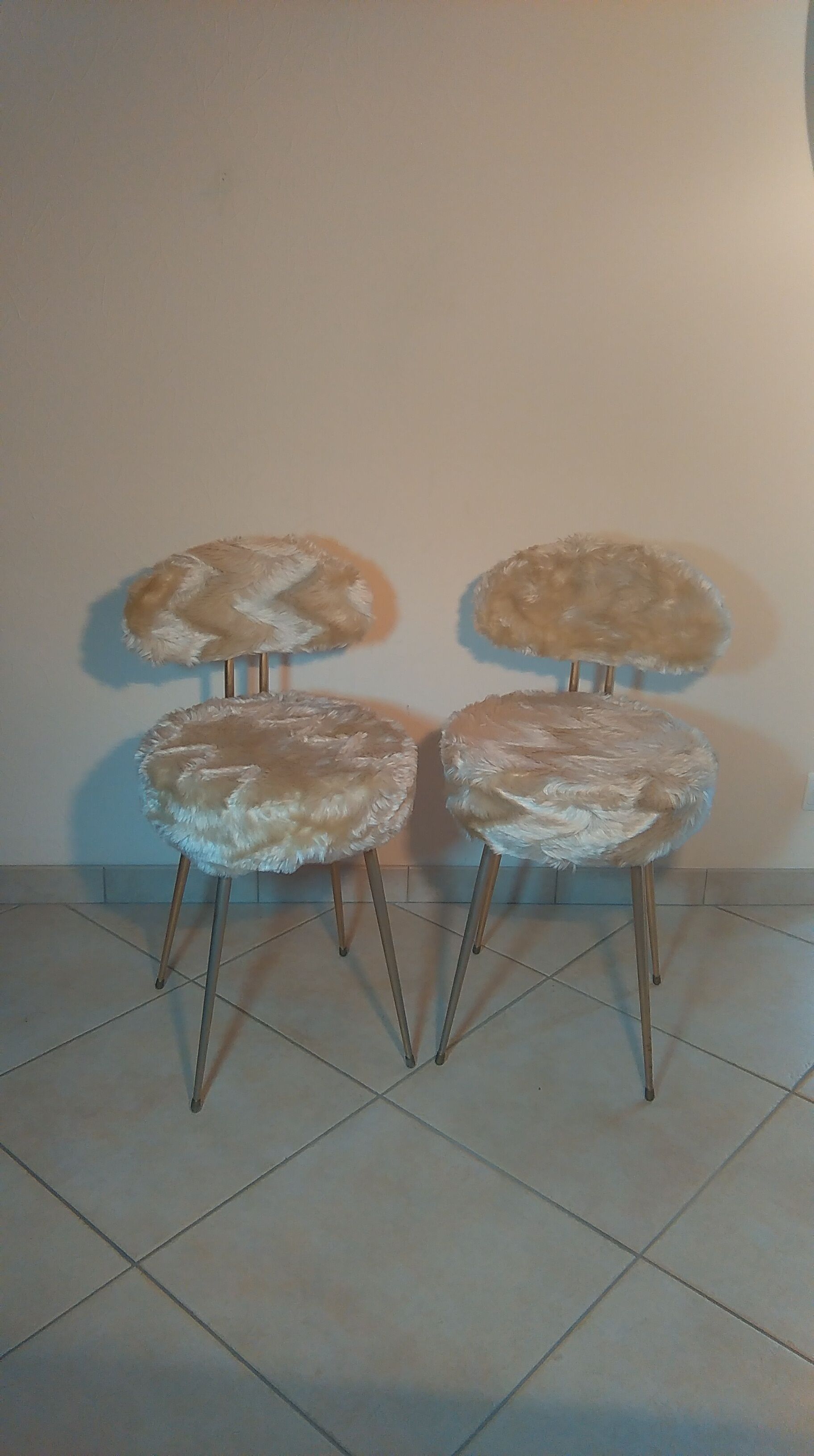 Pair of chairs by Elfran wig 70s