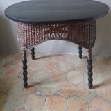 Table with turned wooden base