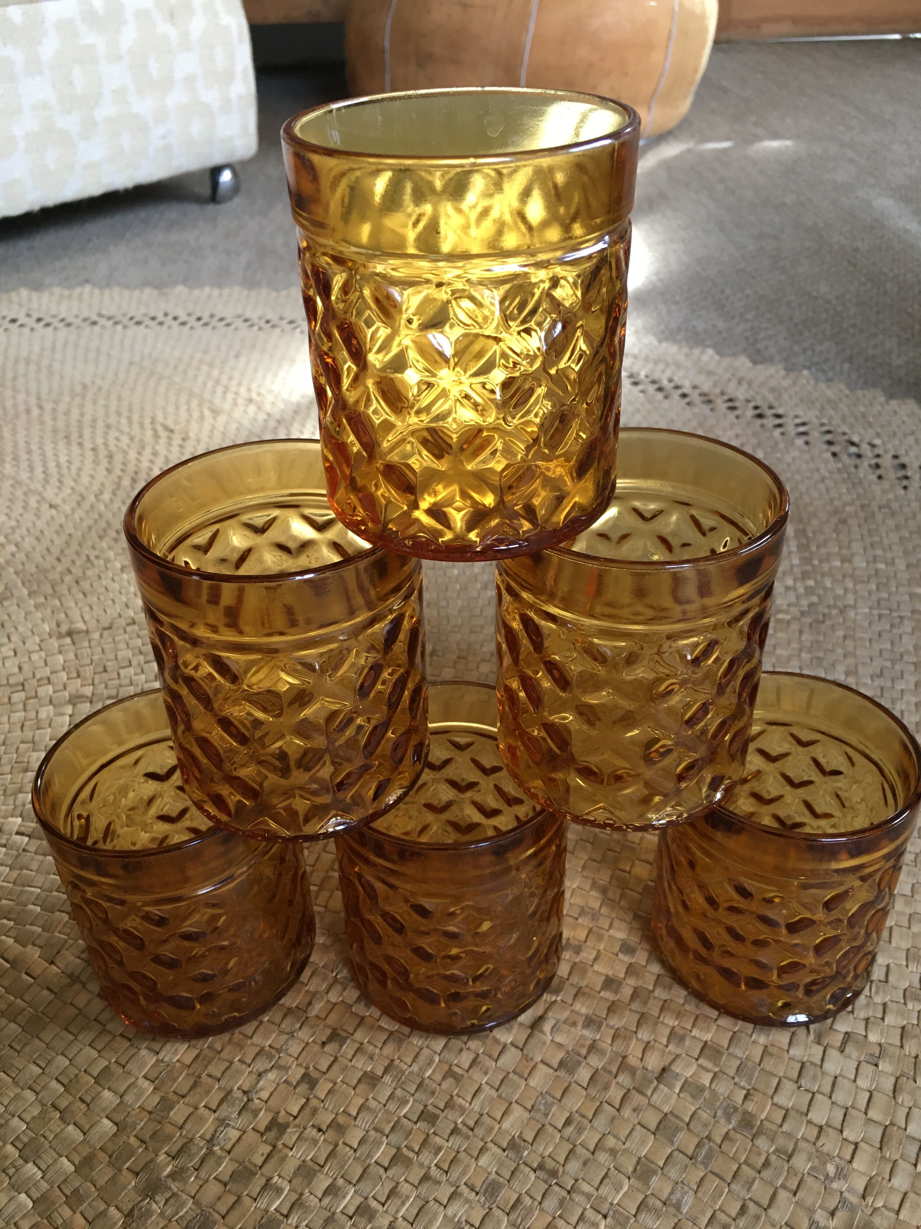 Lot of 6 vintage glasses