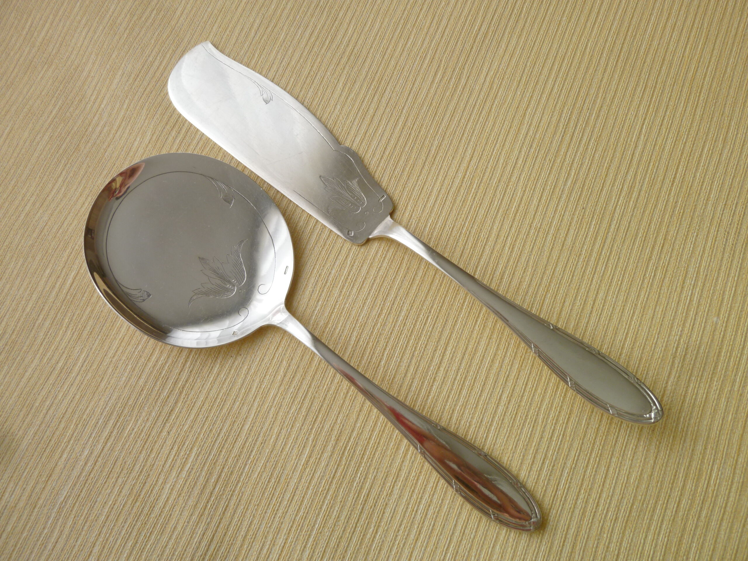 Silver Metal Ice Service Cutlery Argental