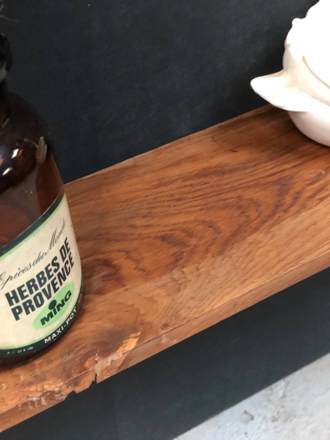 Tomado Scandinavian shelves