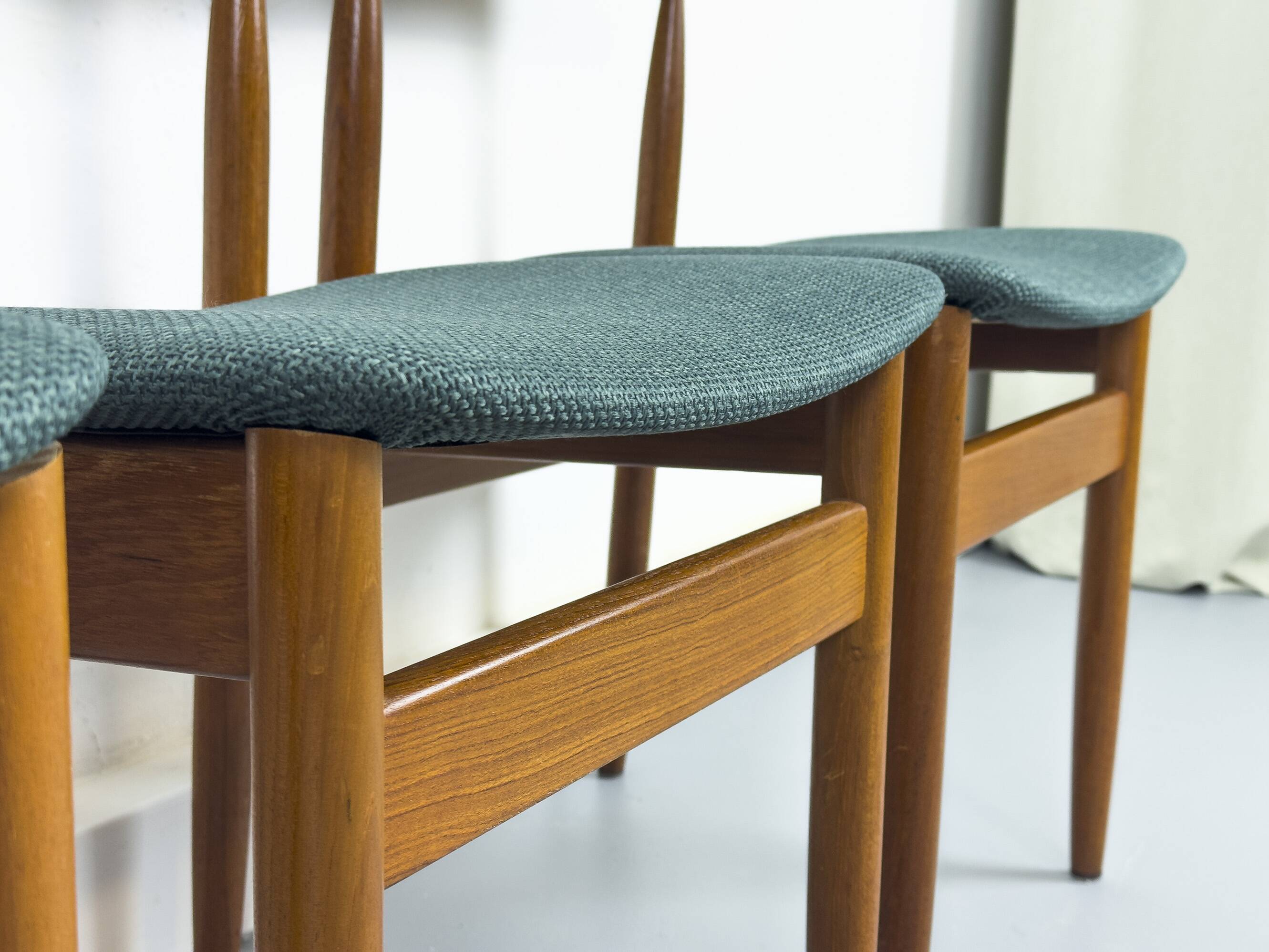 Teak dining chairs by Farsø Møbelfabrik, 1960s, set of 4.
