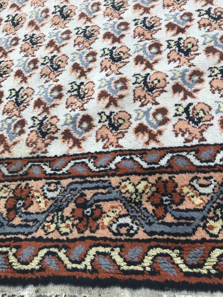 Old tunisian kairouan carpet 21x310cm