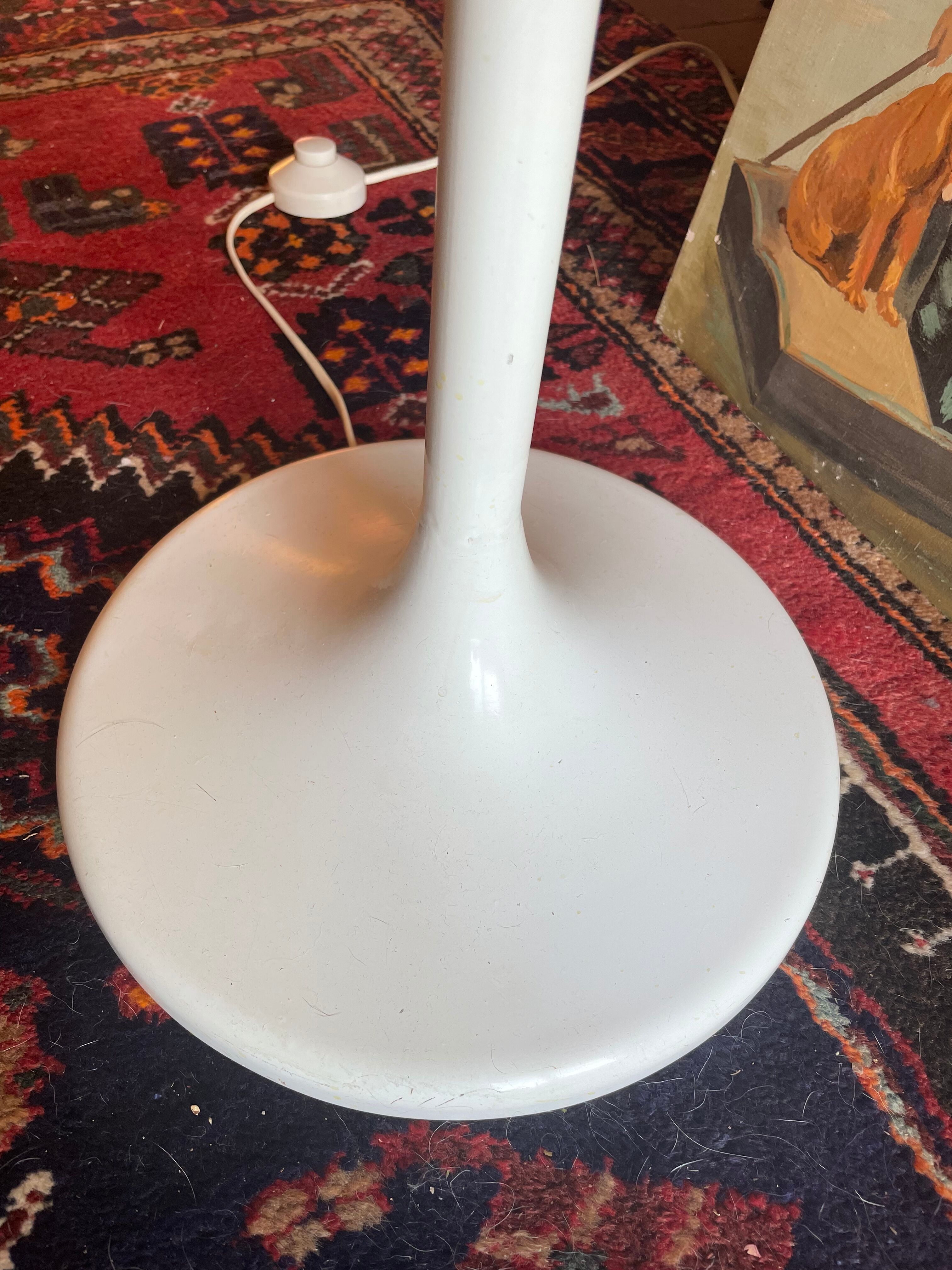 Vintage metal leaf floor lamp