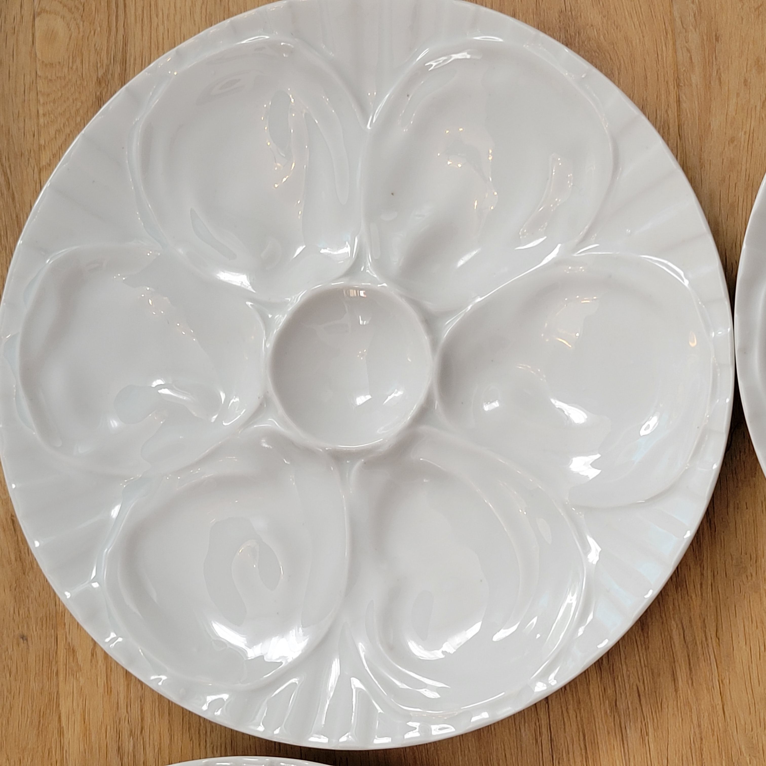 6 oyster plates in Pillivuyt porcelain