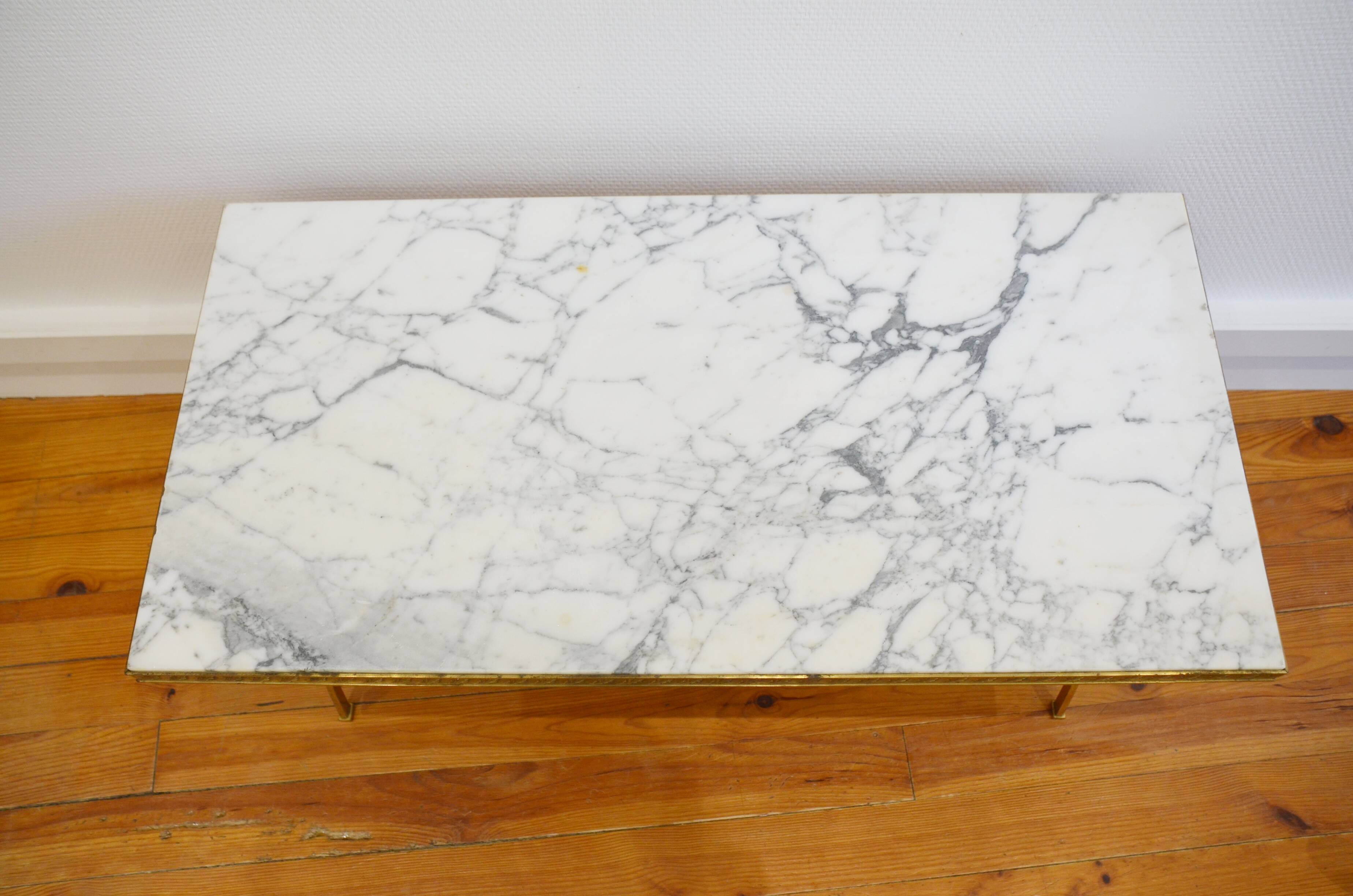 White marble coffee table vintage 60s