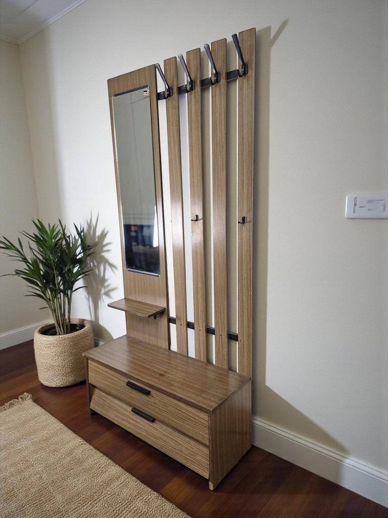 Porte-manteau vintage sur pied avec miroir