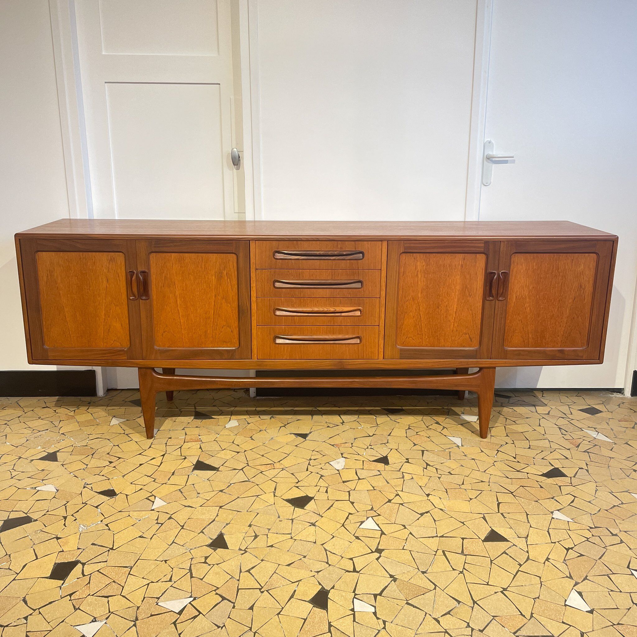 Enfilade Gplan Fresco 213cm