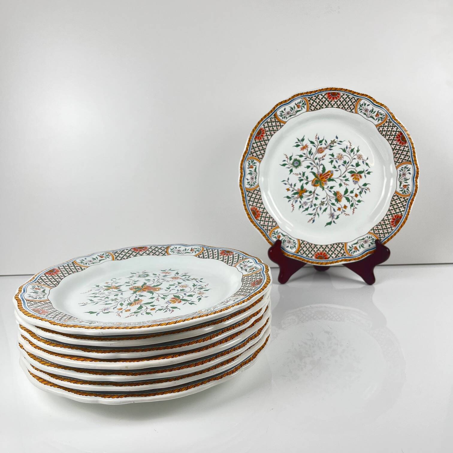 Set of 8 flat plates Gien model Rouen Sainfoin, 1990
