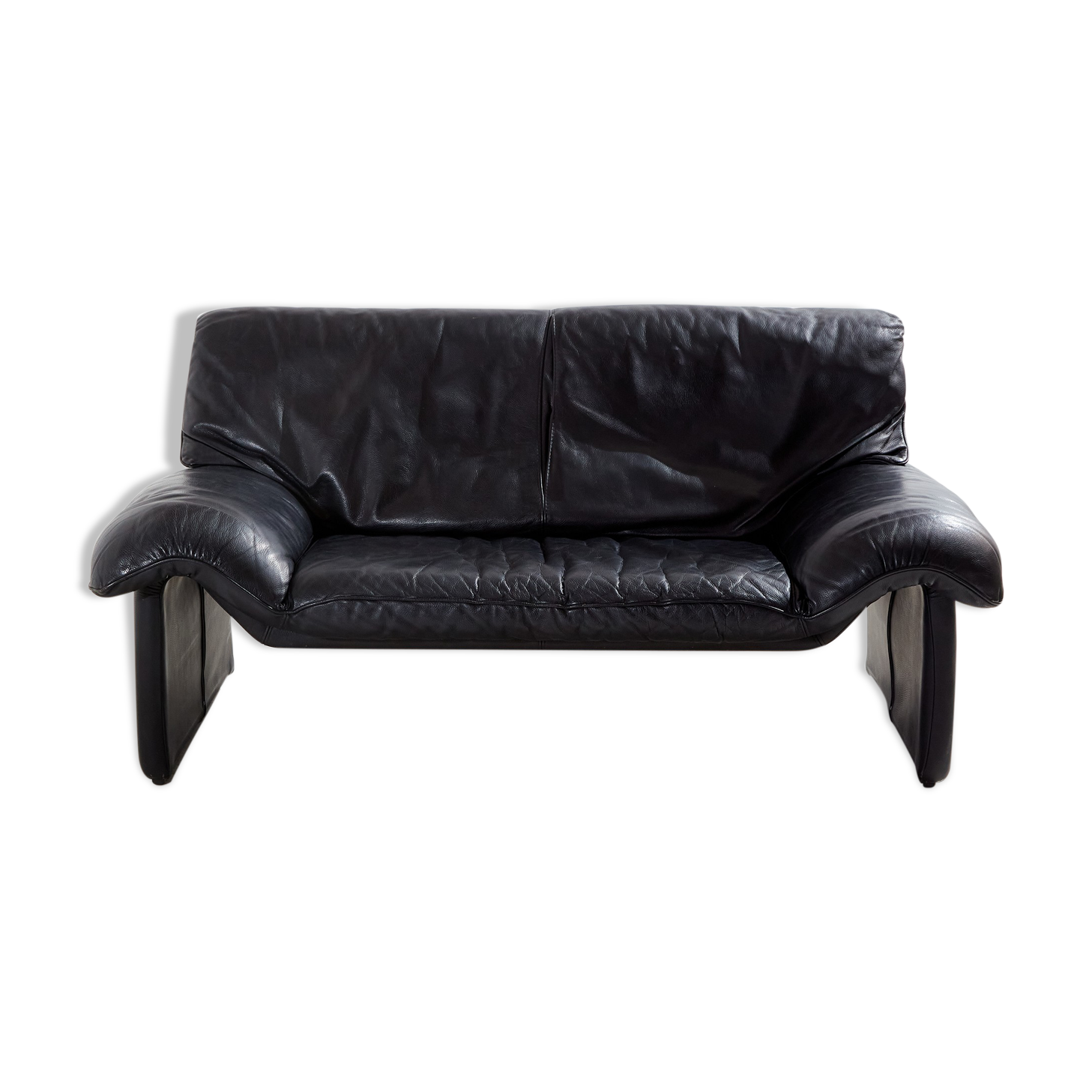 Two-seater leather sofa