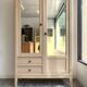 Armoire parisienne