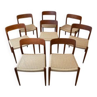 Lot de 8 chaises Niels Otto Moller n° 75 en teck