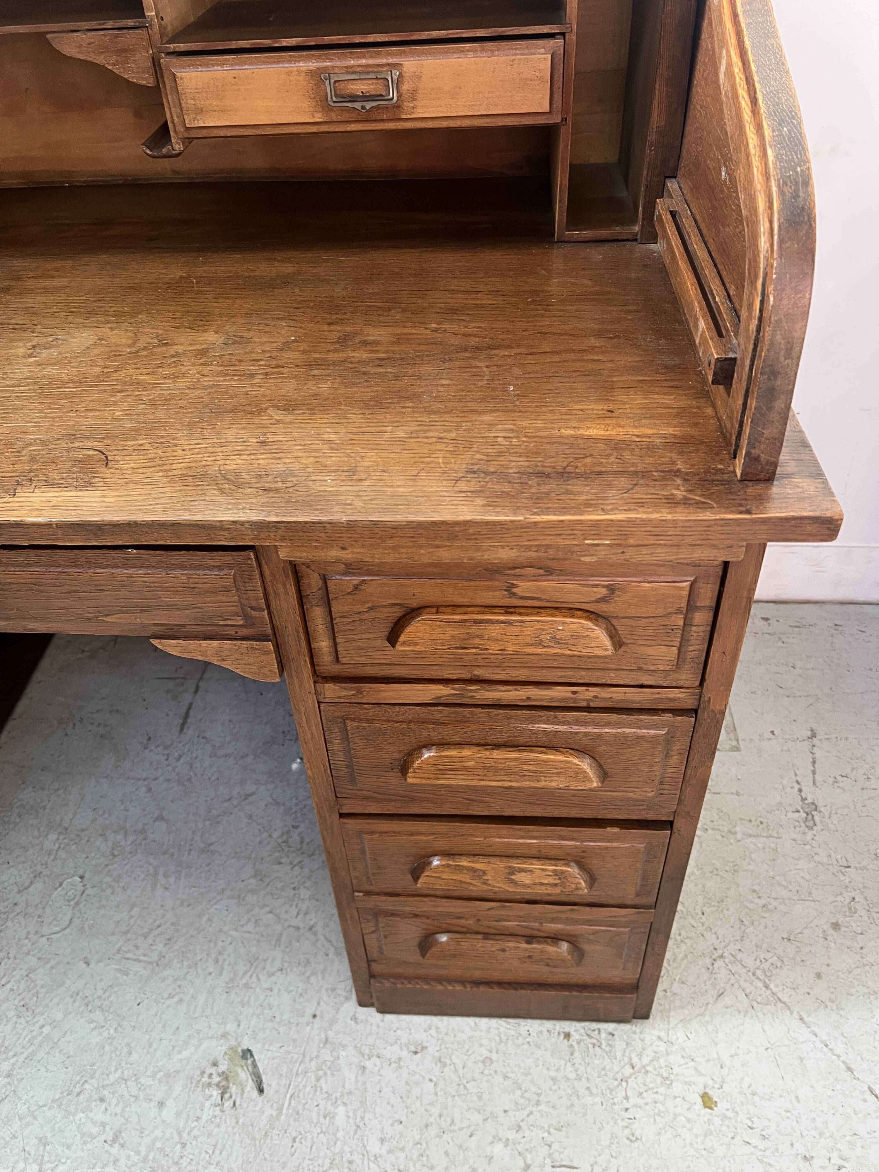 American desk in solid oak, 20th century