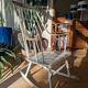 Fauteuil à bascule vintage en bois – patine d’origine