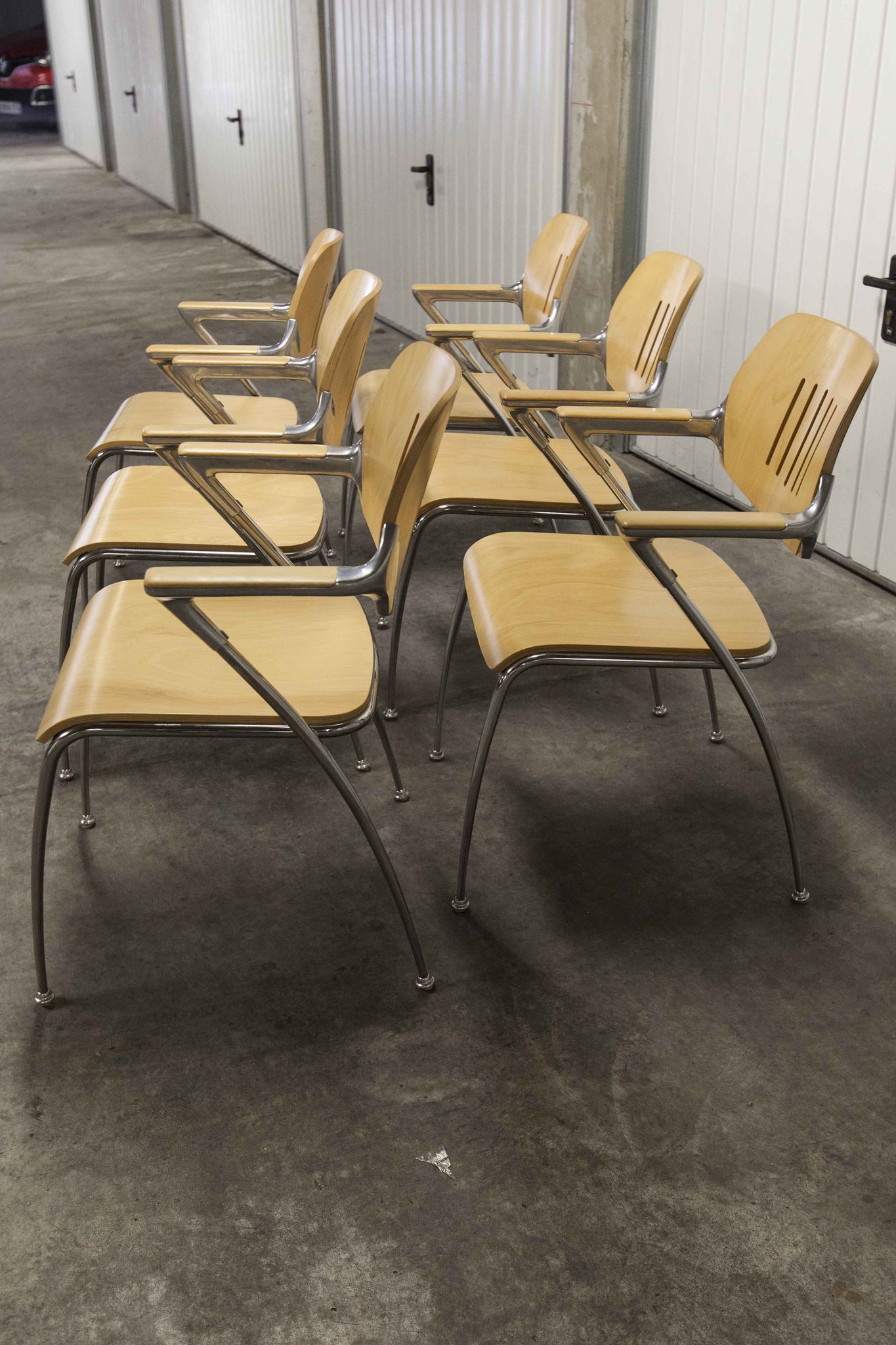 Lot of 6 "Golf" model chairs designed by Francesco Zaccone for the Brunner brand