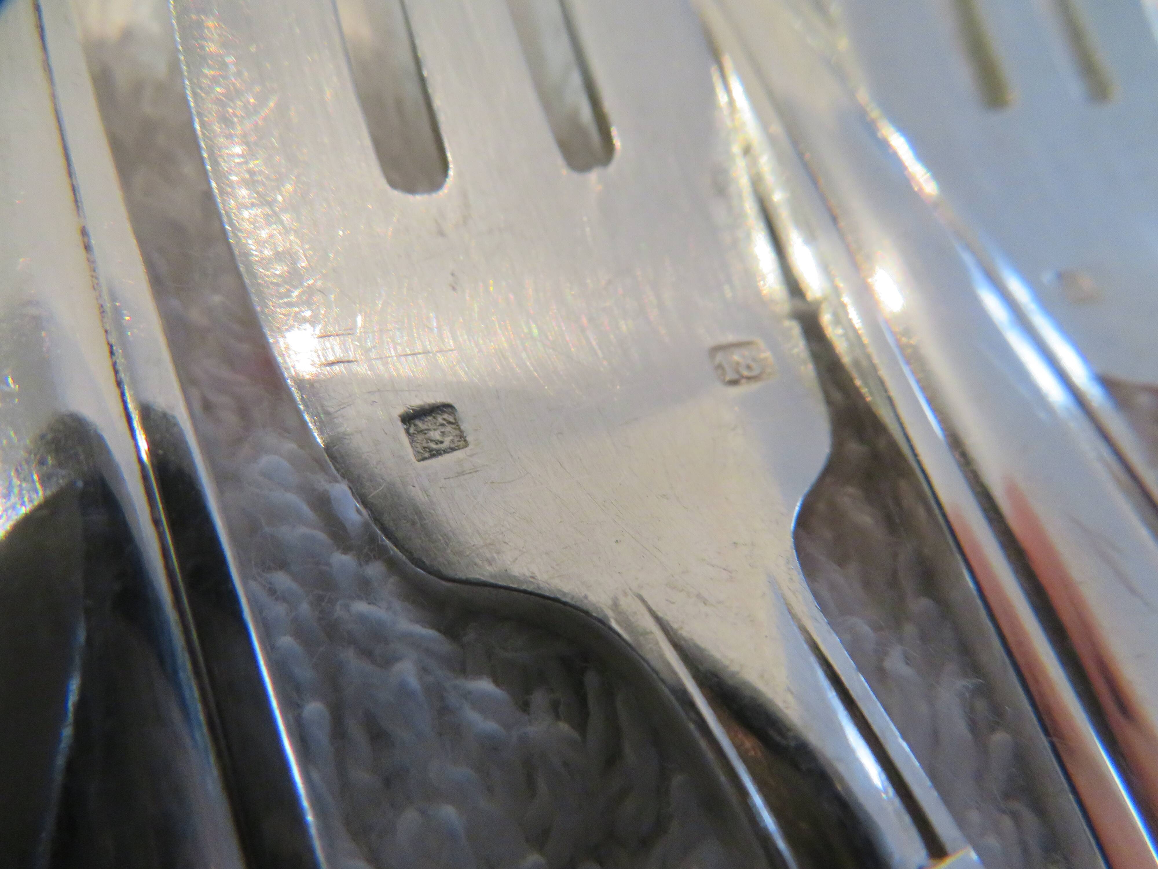 12 silver plated cake forks, goldsmith AH Grand Prix Monaco 14cm