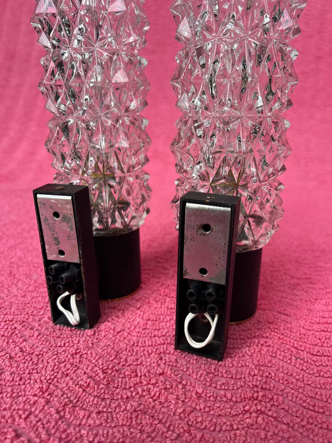 PAIR OF ARLUS WALL LIGHTS 1960-70 BLACK AND GOLD METAL SUPPORTS WITH DIFFUSERS