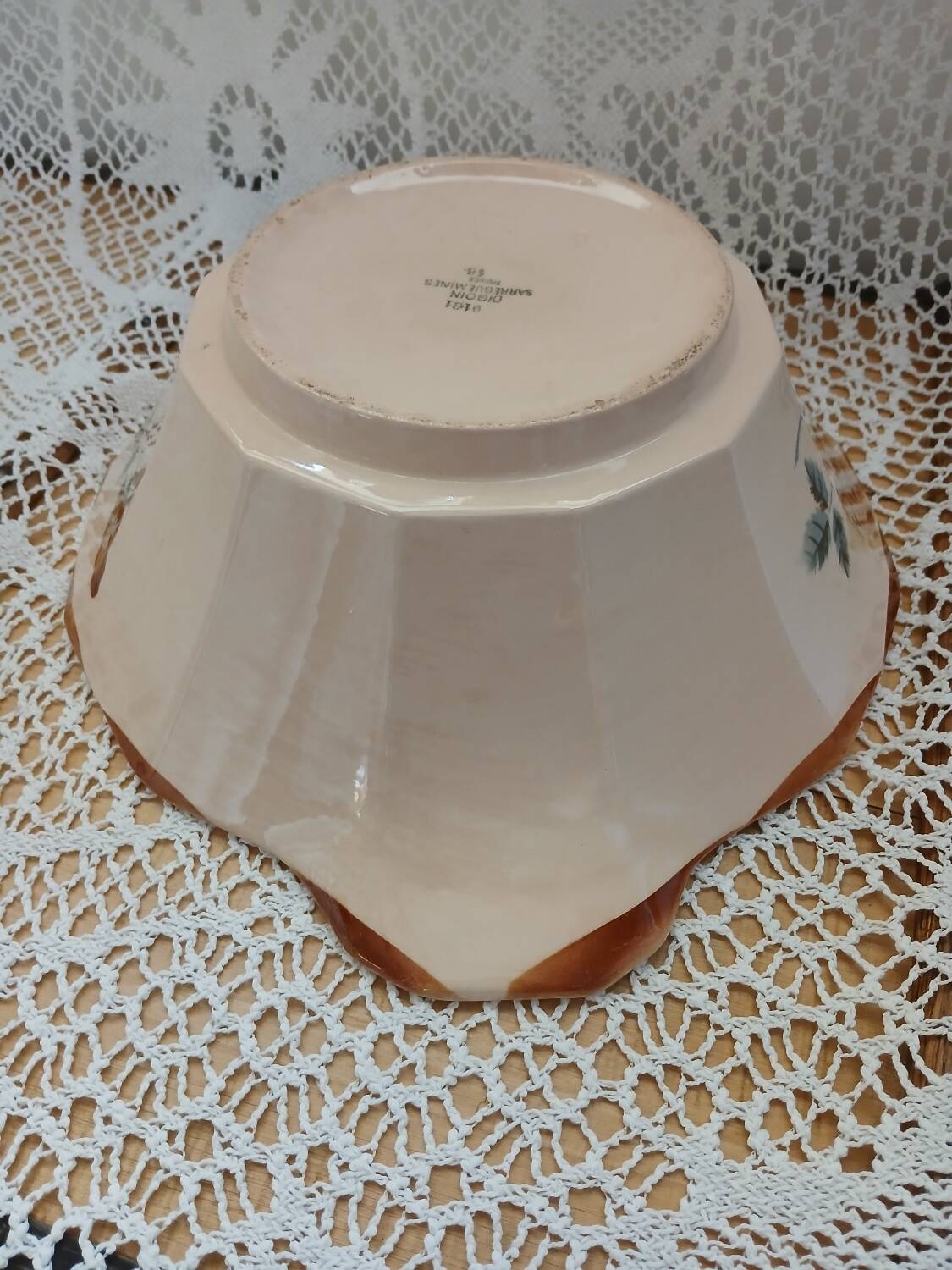 Antique salad bowl from Digoin and Sarreguemines