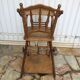 Chaise haute de bébé ancienne