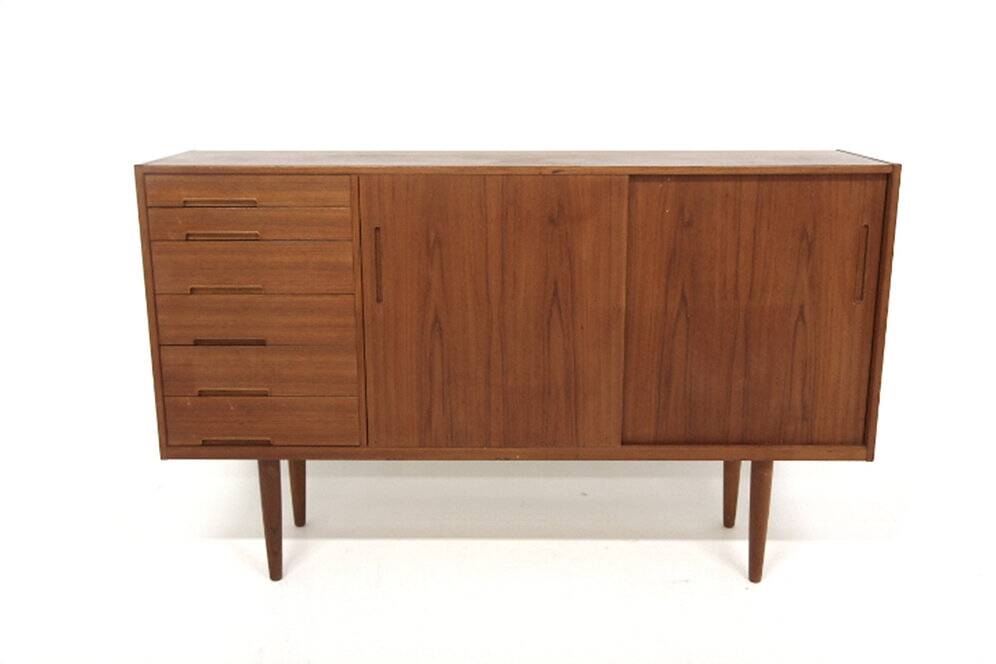 Scandinavian teak sideboard "Florens", Nils Jonsson, Troeds, Sweden, 1960