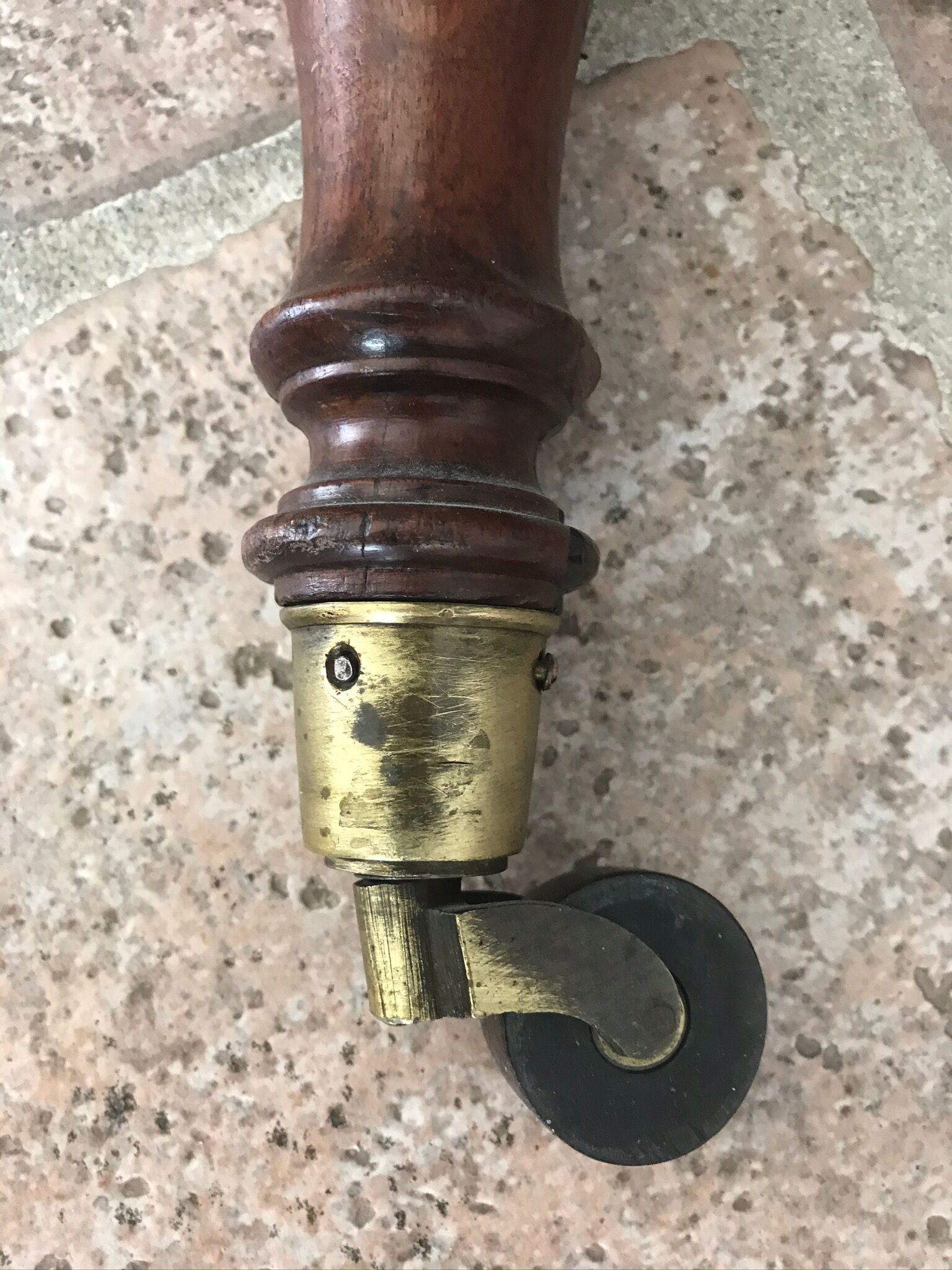 Restoration toad chair