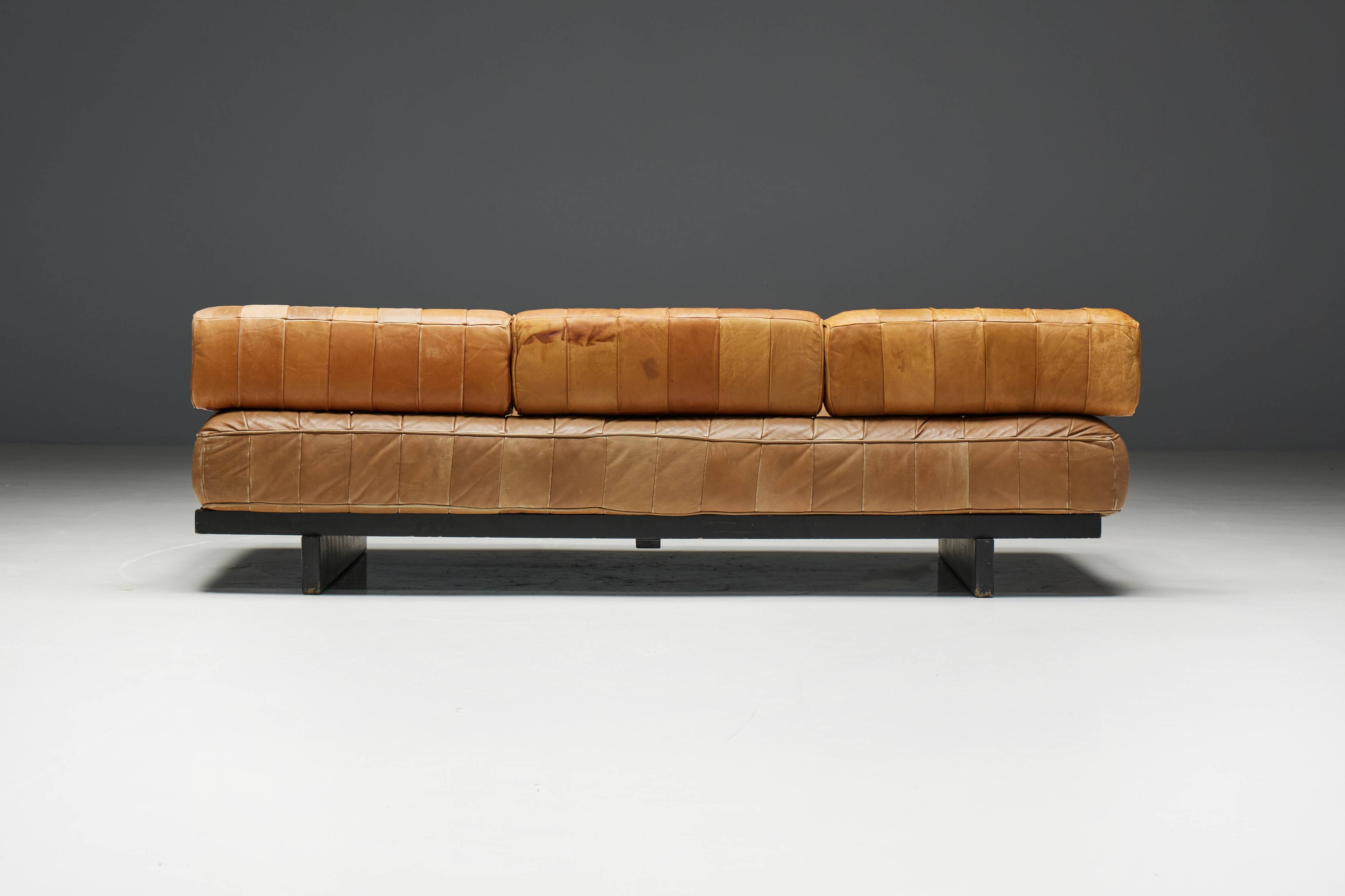 Daybed DS80 by De Sede in Cognac Leather, Switzerland, 1970s