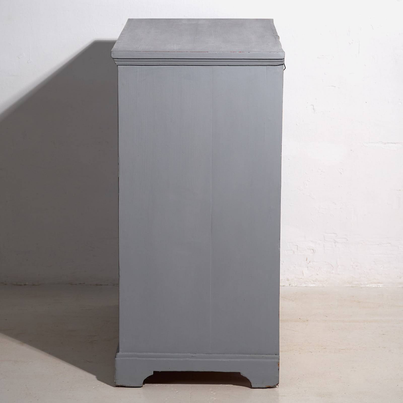 Small antique two-door chest of drawers (circa 1920) #14