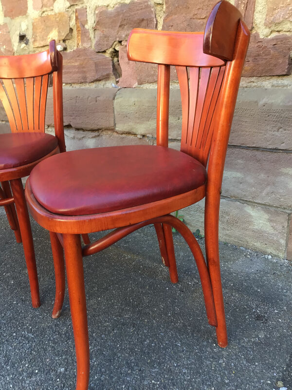 Paire de chaises de restaurant bois courbé simili cuir vintage 1970
