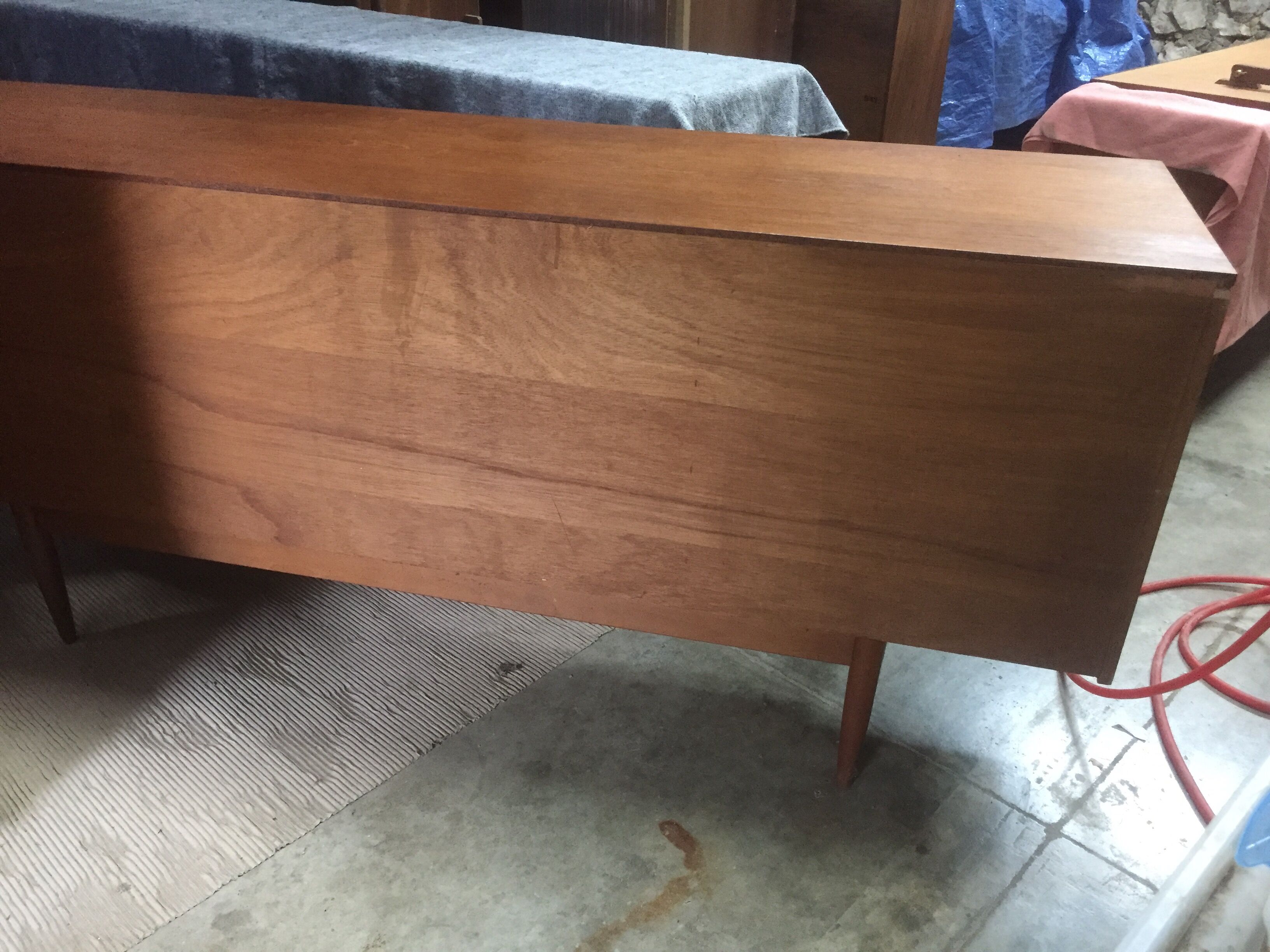 Vintage Scandinavian style teak line by Austinsuite 60s