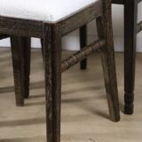 Série de 4 chaises moderniste en chêne et tissu bouclette, 1940