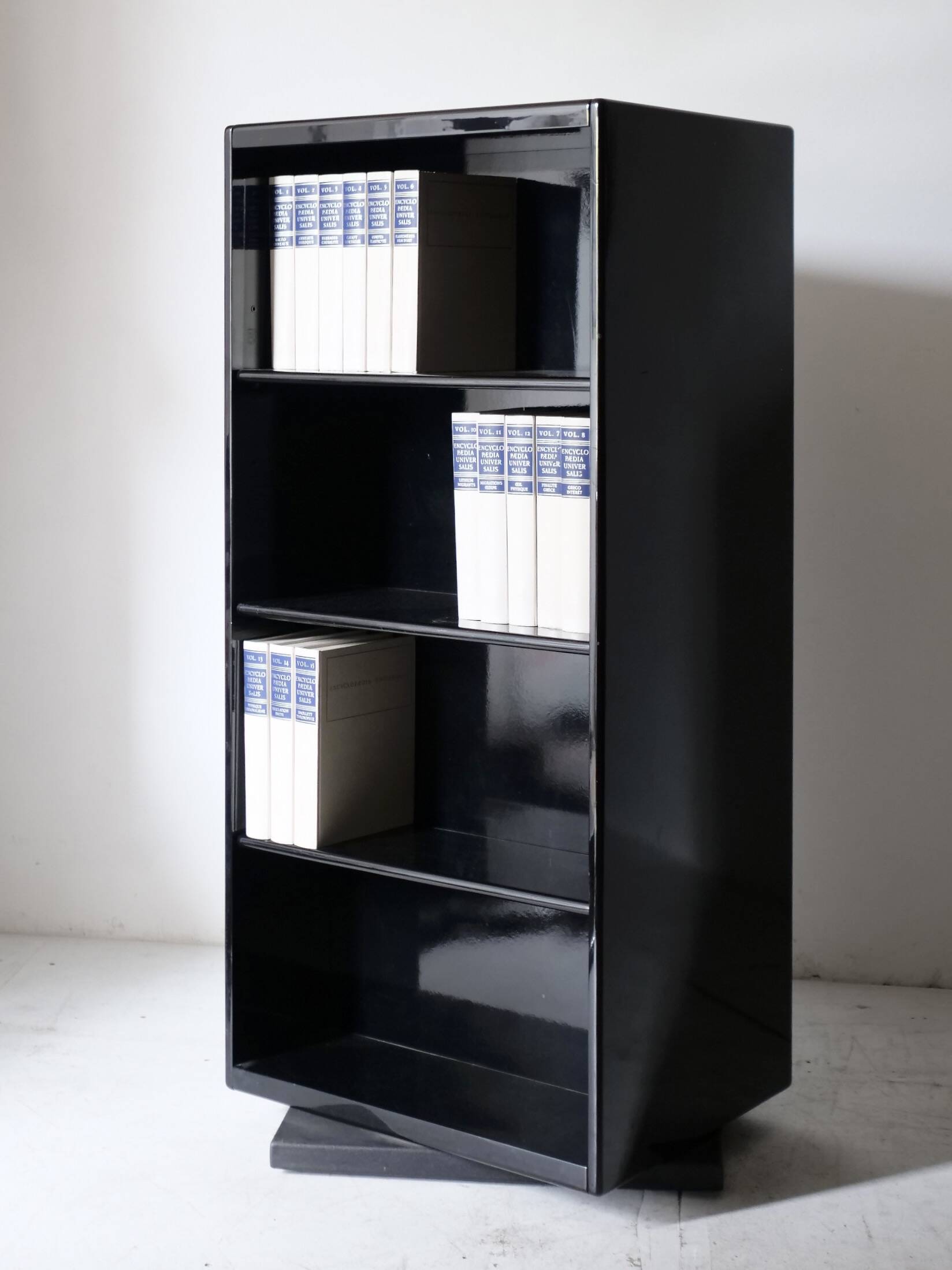 Rotating bookshelf Arflex Italy 1970
