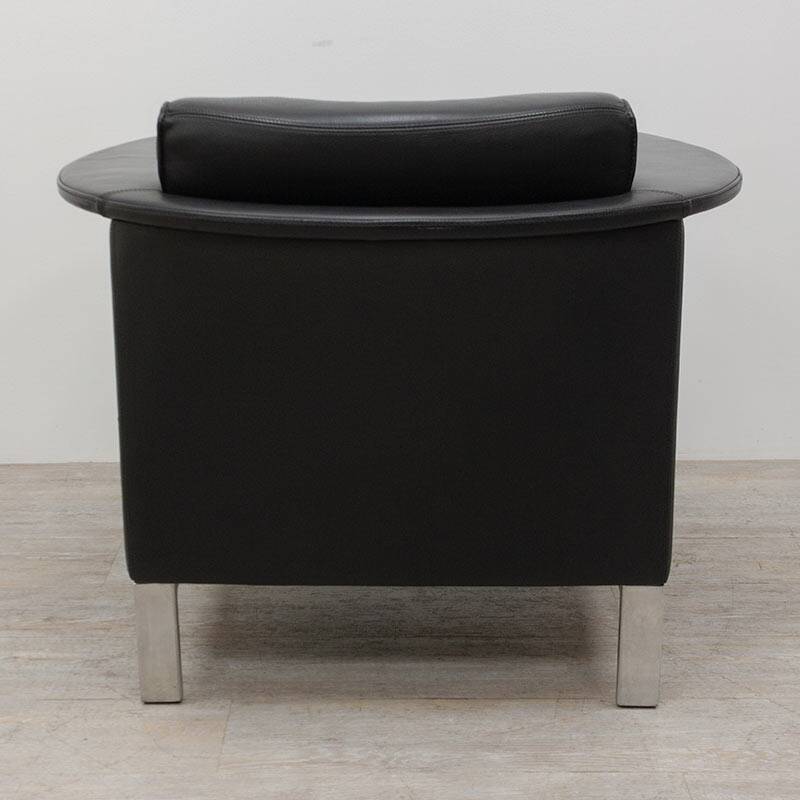Black leather armchair by Kusch+Co