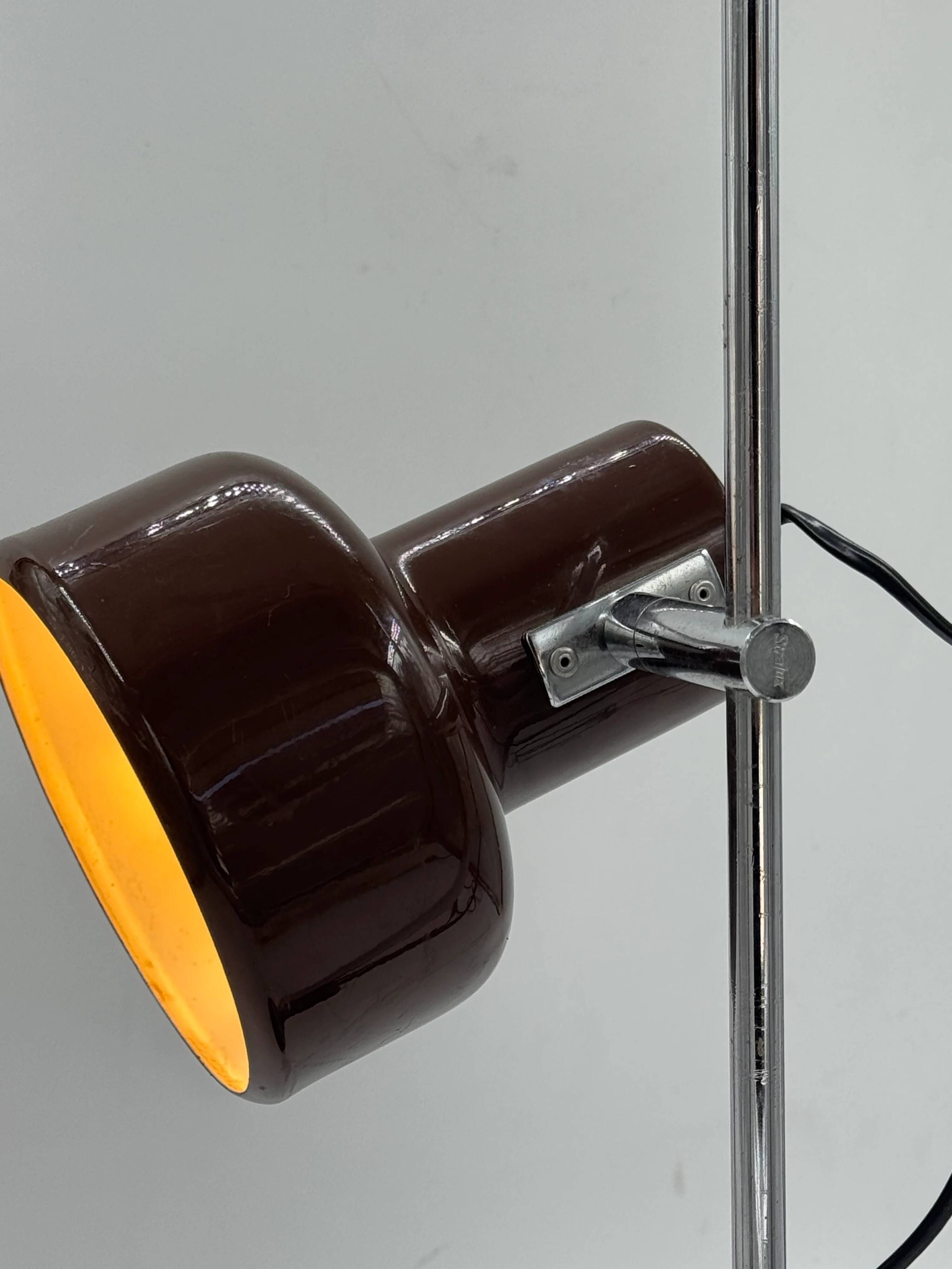 Stralux SZ 21 desk lamp, brown lacquer and chrome, 1970s.