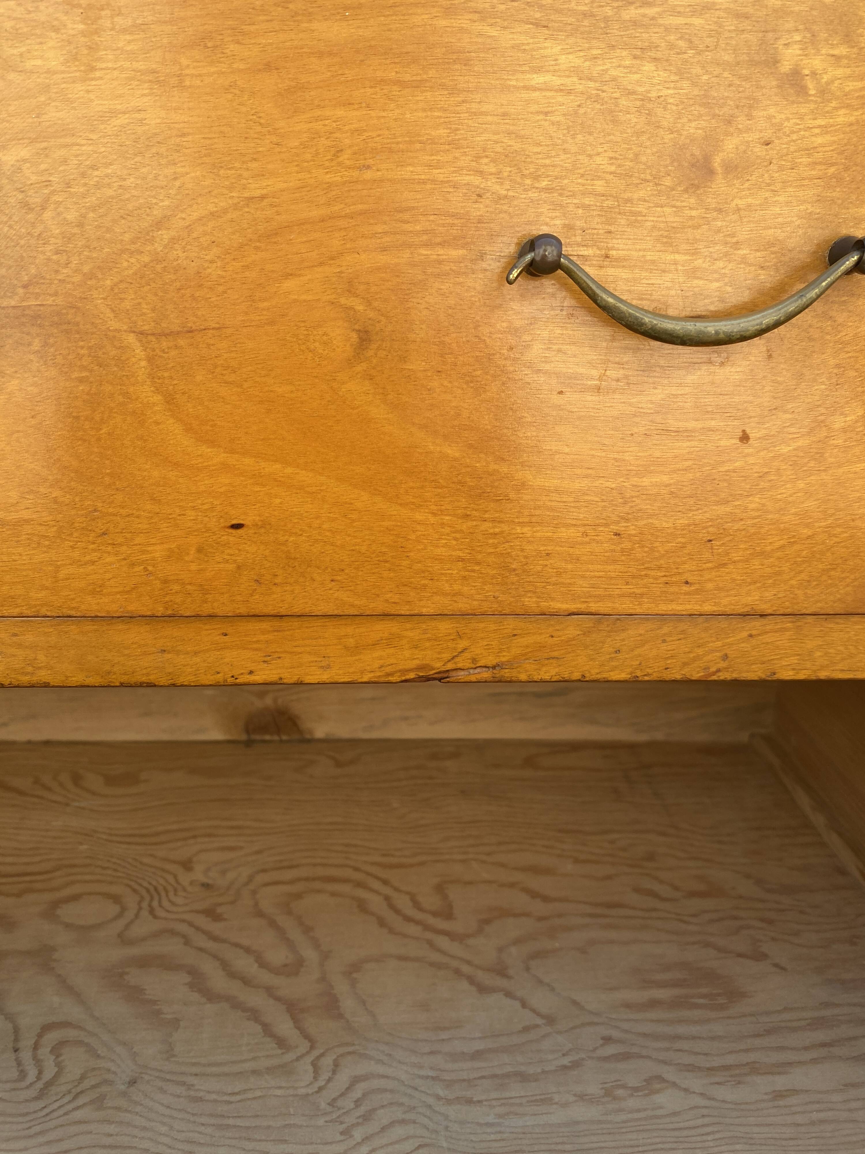 Commode suédoise vintage en bouleau années 50