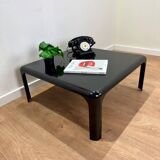 Vico Magistretti coffee table model Demetrio 70 for Artemide