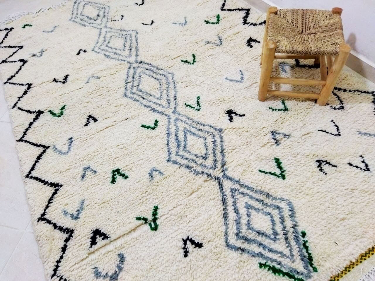 Moroccan berber carpet 253x160cm