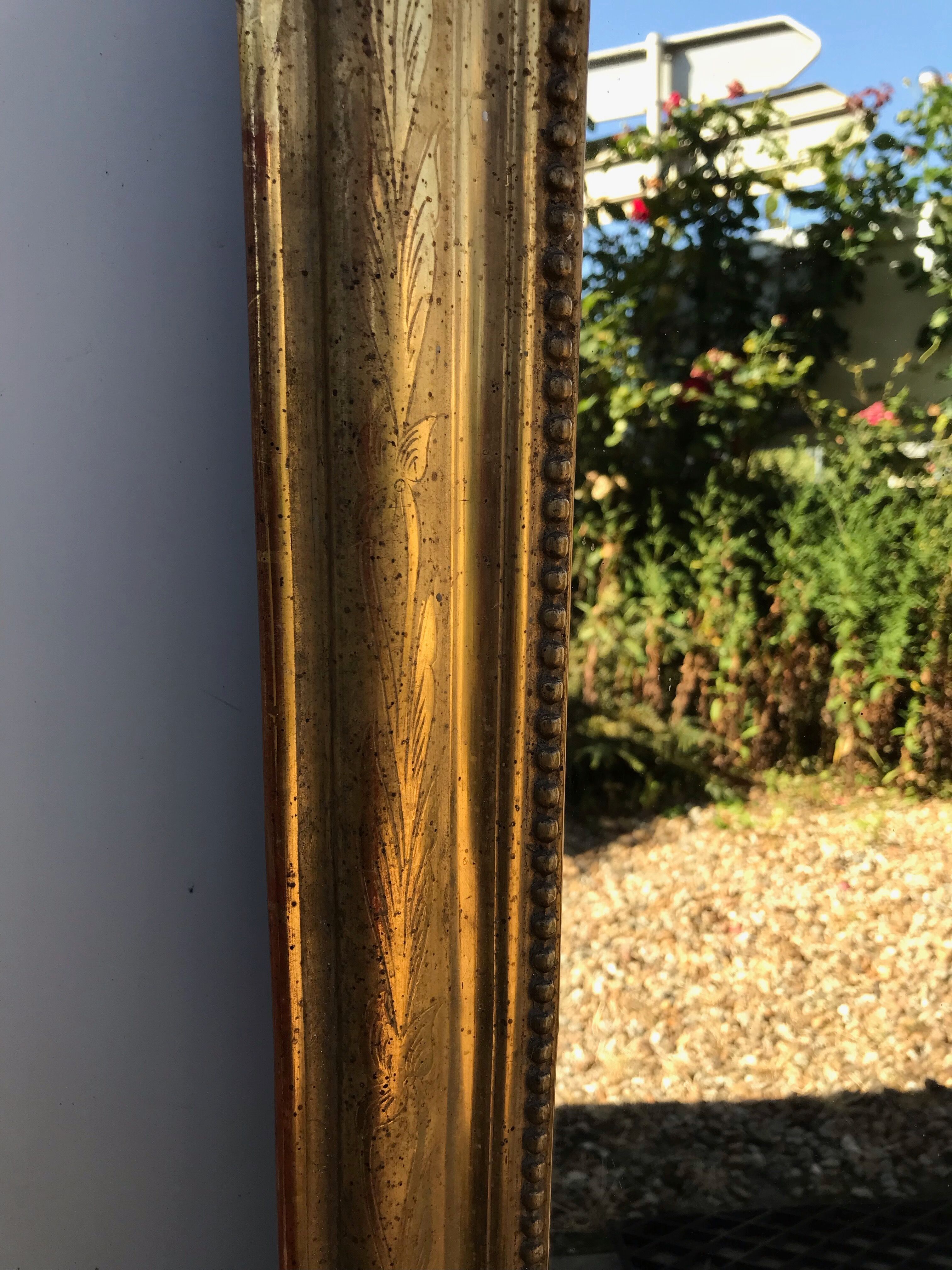 Louis-Philippe gilded mirror with gold leaf 73 x 54,5cm