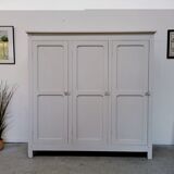 Vintage Parisian wardrobe