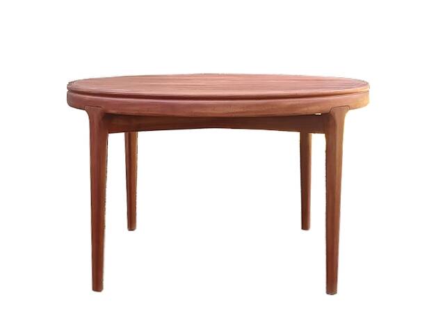 Scandinavian dining table Arne Hovmand Olsen Samcon Denmark 1960