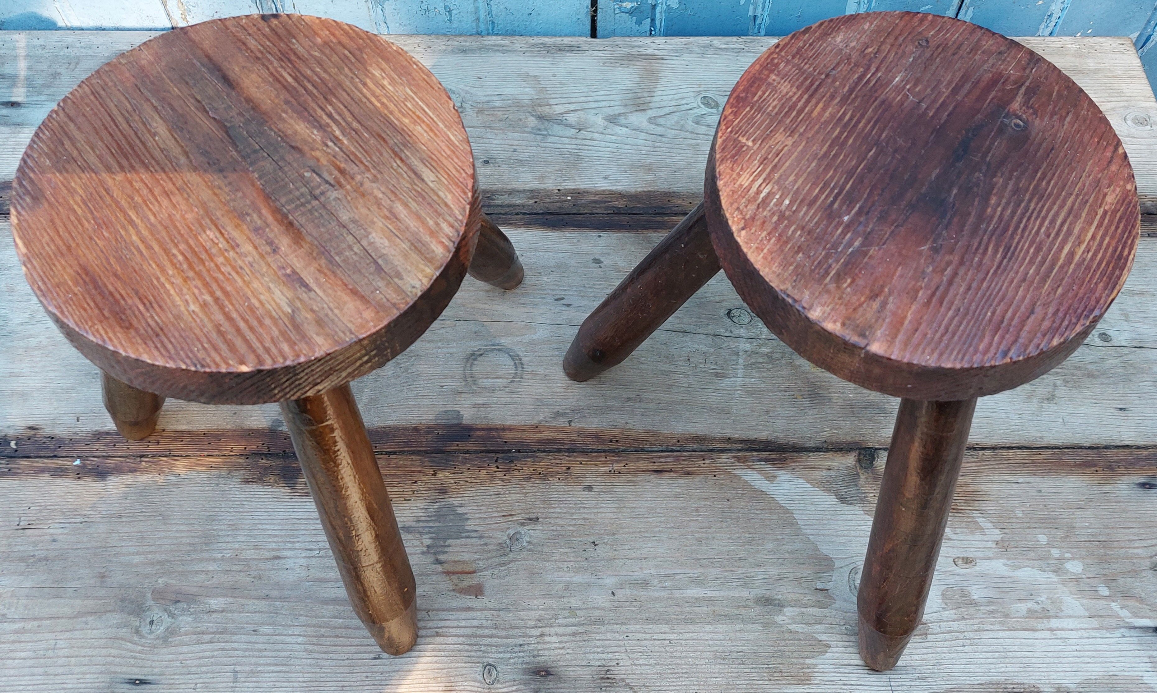 Duo de tabourets tripode de ferme