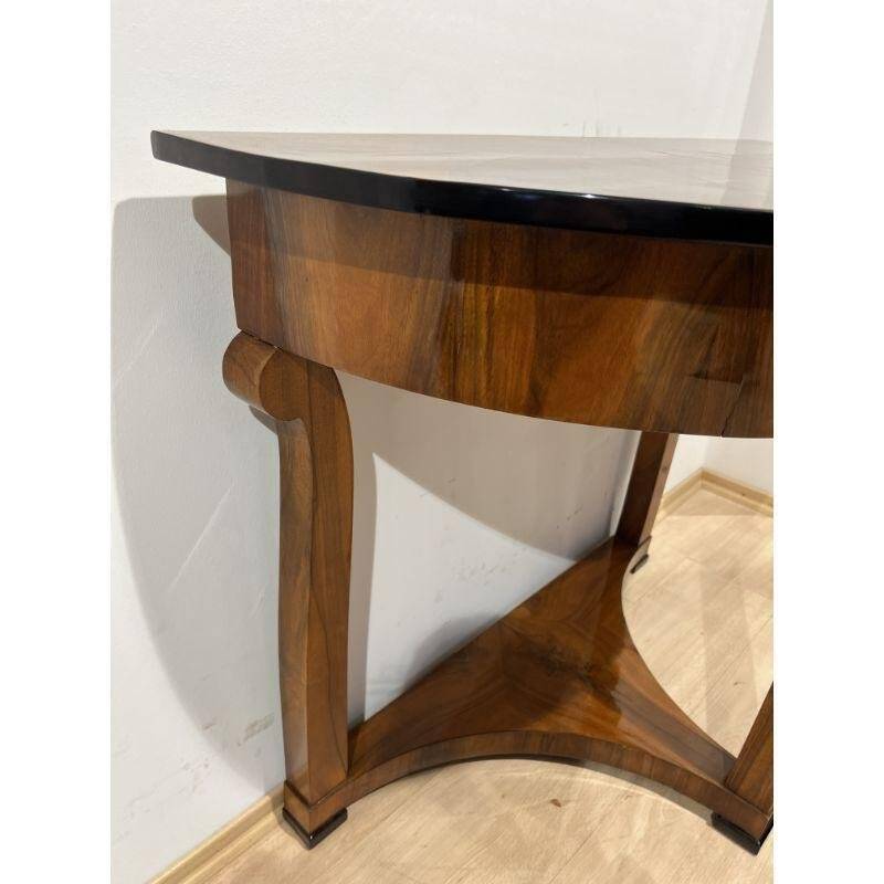 Biedermeier Demi-Lune Console Table in Walnut Veneer & Maple, Austria, 1830s